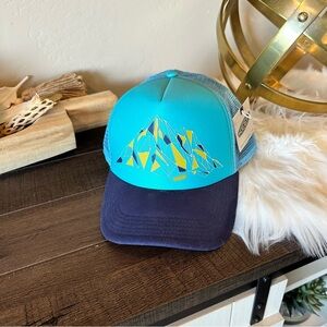 New With Tags Keen Trucker Hatfaceted Mountain  Climbing